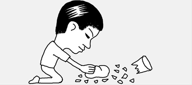 割れたガラスのかけらを片付ける時は