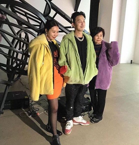 G-DRAGON、ロンドンで撮った家族写真公開