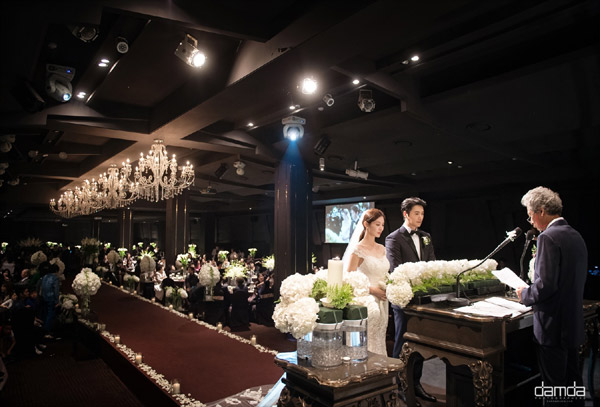イ・サンウ＆キム・ソヨン、結婚式の写真公開