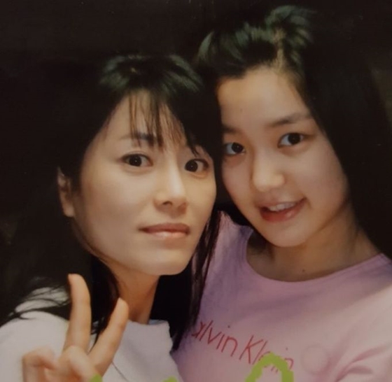 「13年前？」　キョン・ミリが娘イ・ユビの昔の写真を公開