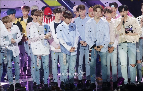 Wanna One『K-POPの中心』で1位、音楽番組15冠