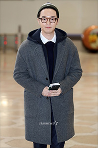 【フォト】ピョン・ヨハンのスマートな空港ファッション