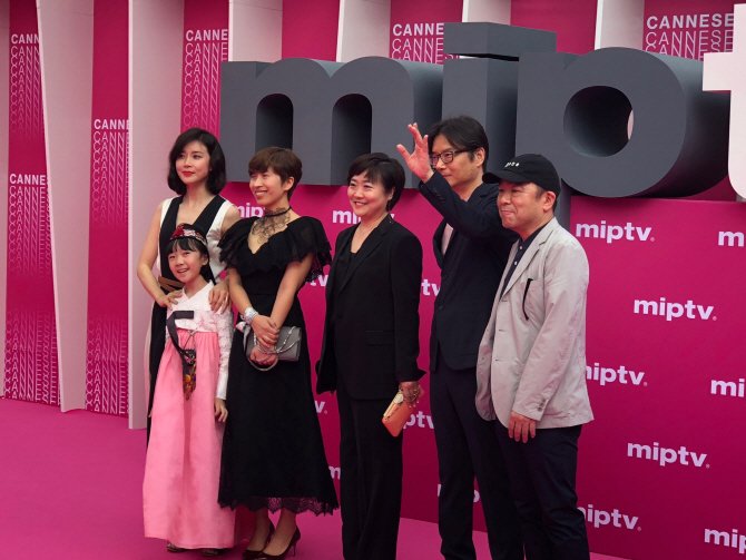 イ・ボヨン主演・韓国版『Mother』カンヌで公式上映