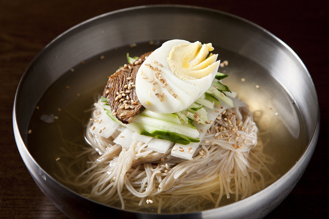ペク・チヨンも満足の平壌冷麺、そのほか北朝鮮グルメと言えば？