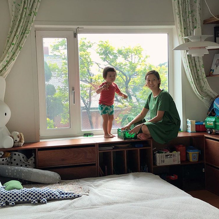 キム・ナヨン＆息子シンウ君「幸せ」2ショット公開