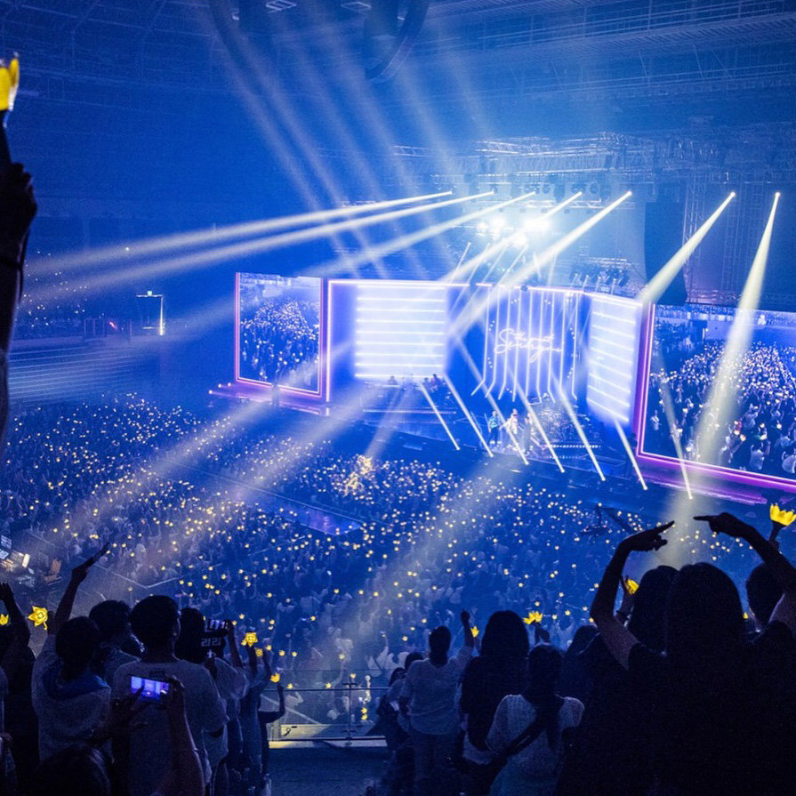 V.I初ソロ公演にBIGBANGメンバーが応援の花輪＆メッセージ