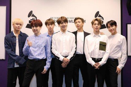 ＢＴＳ　米国で「今年のグループ」「歌」の２部門受賞