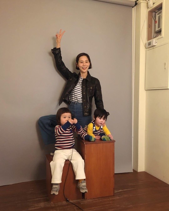 キム・ナヨン、子どもたちと楽しく自撮り
