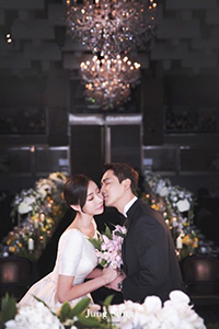 キム・サンヒョク&ソン・ダイェ「幸せ」結婚式写真公開