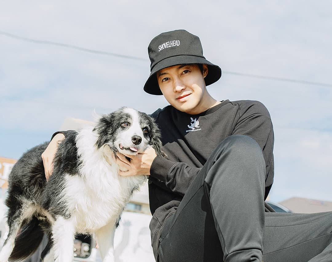 「お前も年取ったなあ」…SS501キム・ヒョンジュン、愛犬と共に