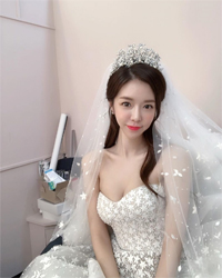 キム・ジヘ、挙式当日のウエディングドレス姿公開