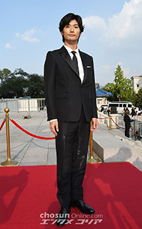 【フォト】スーツでキメた三浦春馬=ソウル・ドラマ・アワード