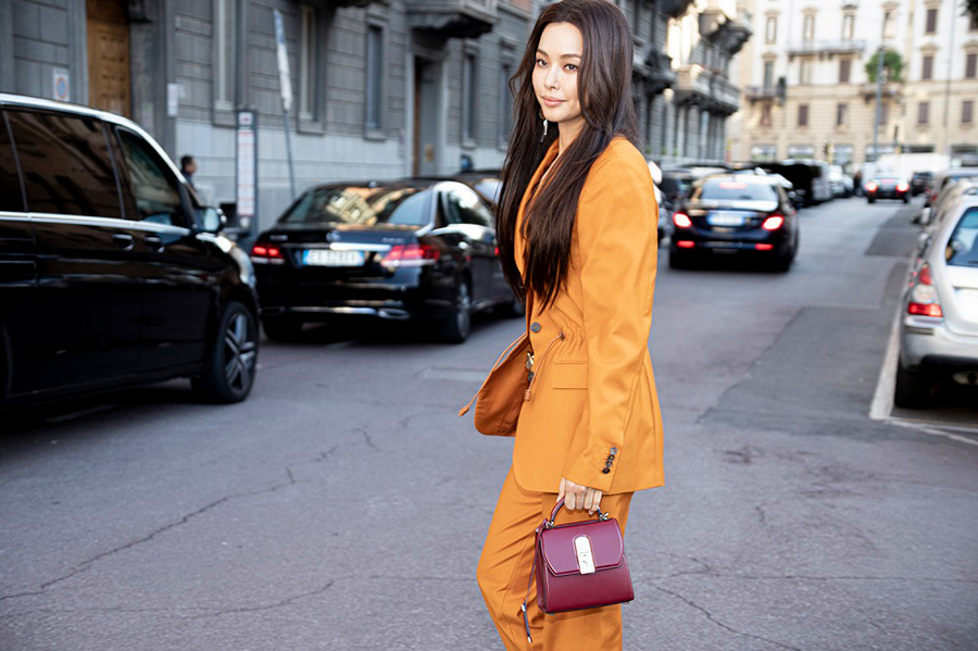 イ・ハニがミラノ・ファッションウイークに出席…イタリアを魅了した名品ビジュアル