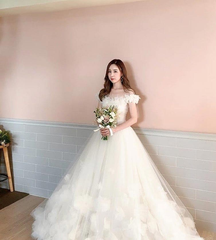 結婚間近カン・ミヨン、純白のウエディングドレス姿を公開