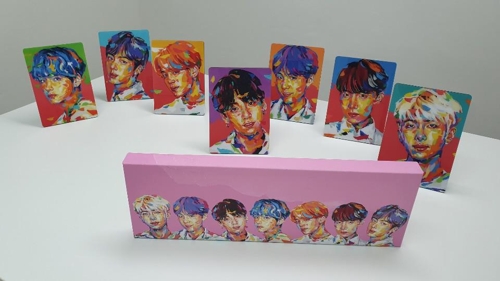 ▲ＢＴＳメンバーが描かれたグッズ（ロッテ百貨店提供）＝（聯合ニュース）≪転載・転用禁止≫