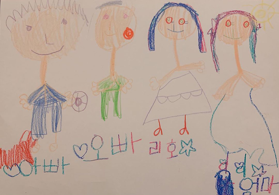 ソン・テヨン、娘が描いた絵を公開…幸せな日常