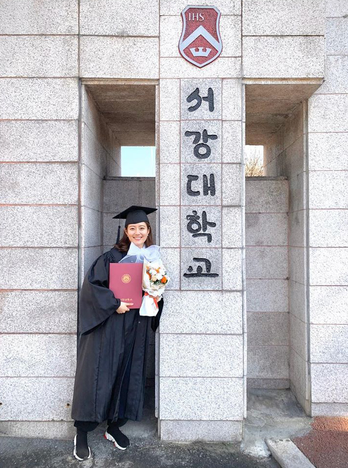 「幸せな一日」　ナム・ジヒョンが西江大学を卒業