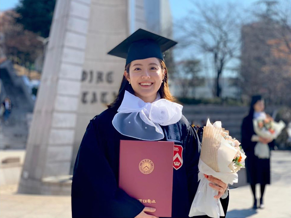 「幸せな一日」　ナム・ジヒョンが西江大学を卒業