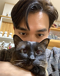 ユ・スンホ&愛猫「どアップで胸キュン」自撮り公開