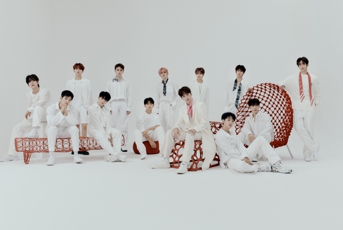 ＳＥＶＥＮＴＥＥＮ　東京のＦＭ局で日本新曲初披露