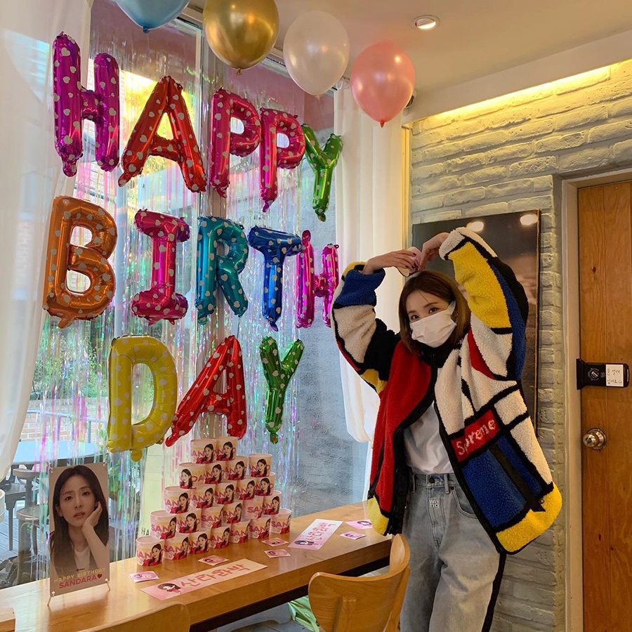元2NE1ダラ、36歳の誕生日を祝ってくれたファンに「Thank you」