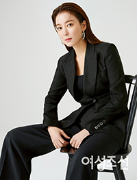 【フォト】イ・ソヨン「エレガントと魅惑の美の集合体」＝「女性朝鮮」