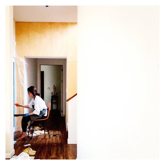 ソン・ユナ、広い自宅を自らペンキ塗り…チェ・ジウ「肩上がらなくなる年齢、用心用心」
