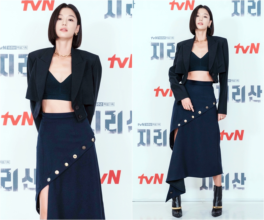 Chosun Online 朝鮮日報 ぱっつんボブ のチョン ジヒョン 腹筋あらわな大胆ファッションで女神の美