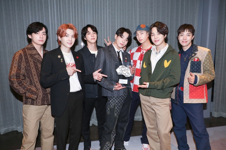 BTSが新年のごあいさつ…「ARMYが笑顔になれることなら」