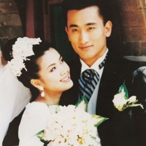 チャ・インピョ＆シン・エラ夫妻　結婚27周年「天使の君　愛してる」