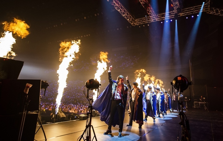 SUPER JUNIORが日本で2年ぶり有観客公演、4万5000人動員