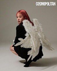 【フォト】『ザ・グローリー』チョン・ジソ、「翼を付けた天使」姿のグラビア公開