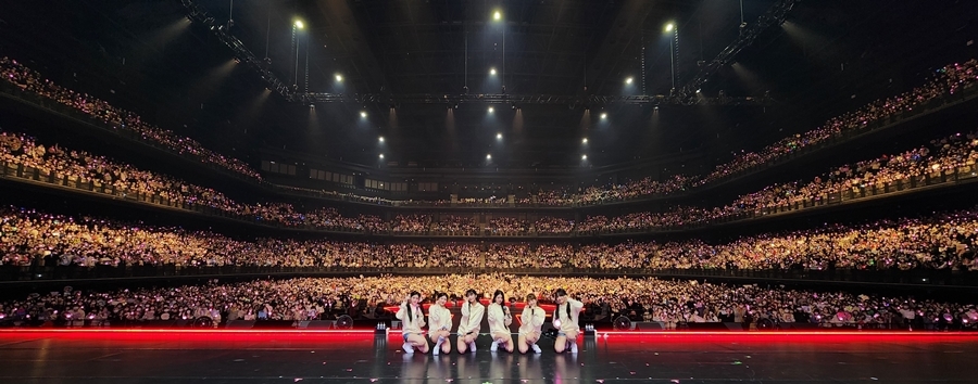 「特別な思い出を作った」…IVE、日本のファン5万7000人の歓声の中で初のファンコンサート
