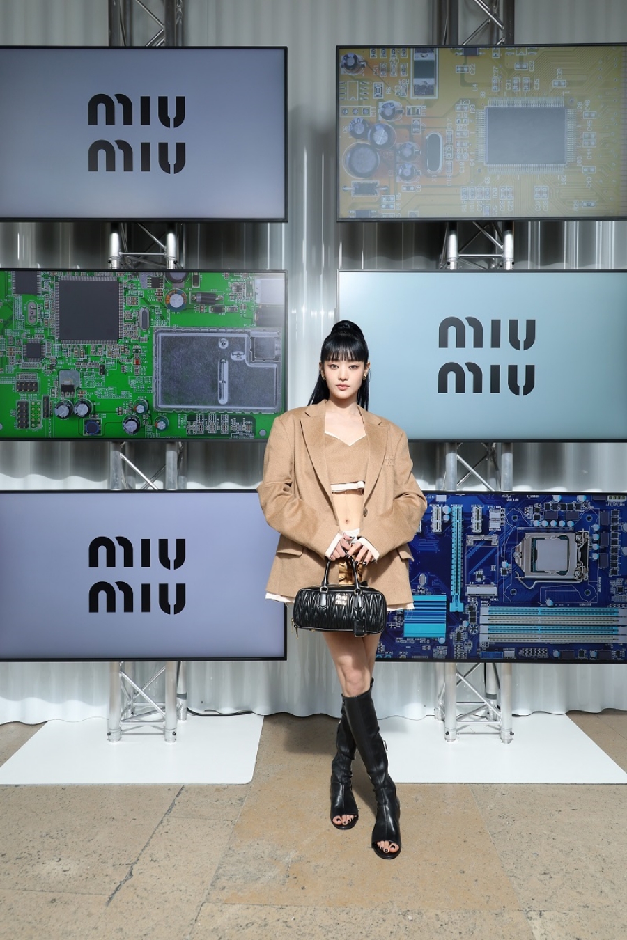 【フォト】イ・ユミ＆（G）I－DLEミンニ、「Miu Miu」ファッションショーに出席