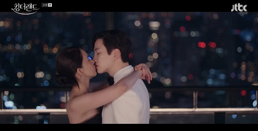 視聴率：2PMジュノ＆少女時代ユナ「月明かりの下でキス」＝『キング・ザ・ランド』瞬間最高13.7％