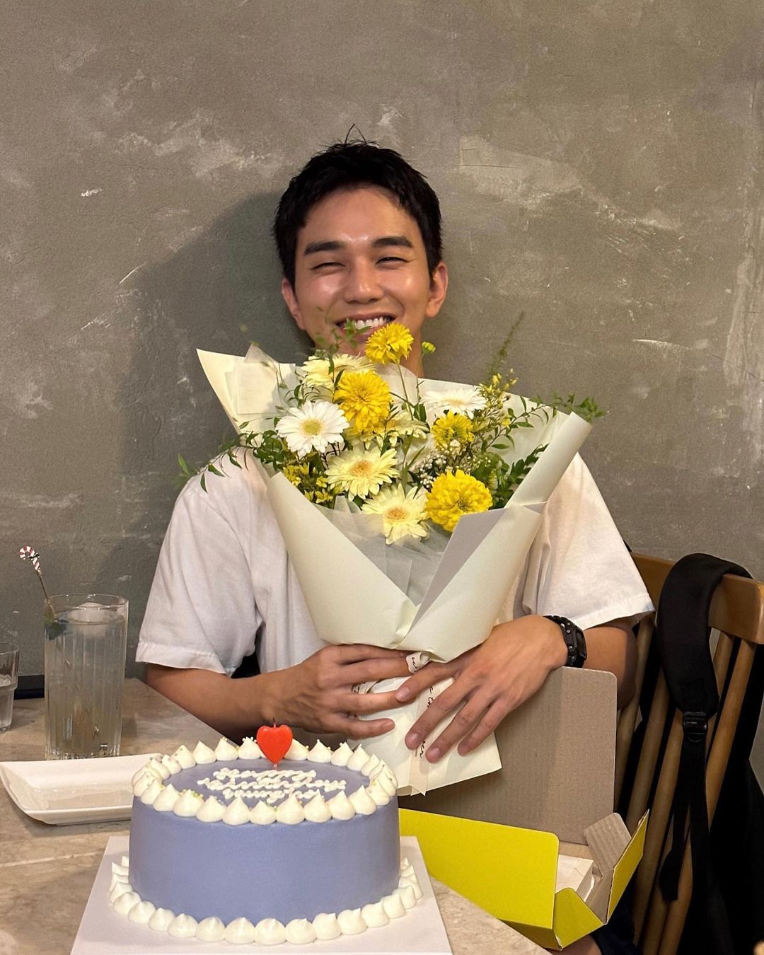 「国民の弟」ユ・スンホ、30歳の誕生日…「元気に過ごしてます」