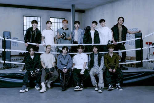 ＳＥＶＥＮＴＥＥＮ　米グループの新曲に参加