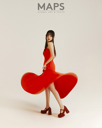 【フォト】カン・ミナ 真っ赤なドレスでセクシー・ホリデー・ガールに