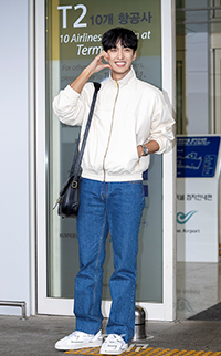 【フォト】SEVENTEENドギョム「ミラノに行ってきます」カジュアルな空港ファッション