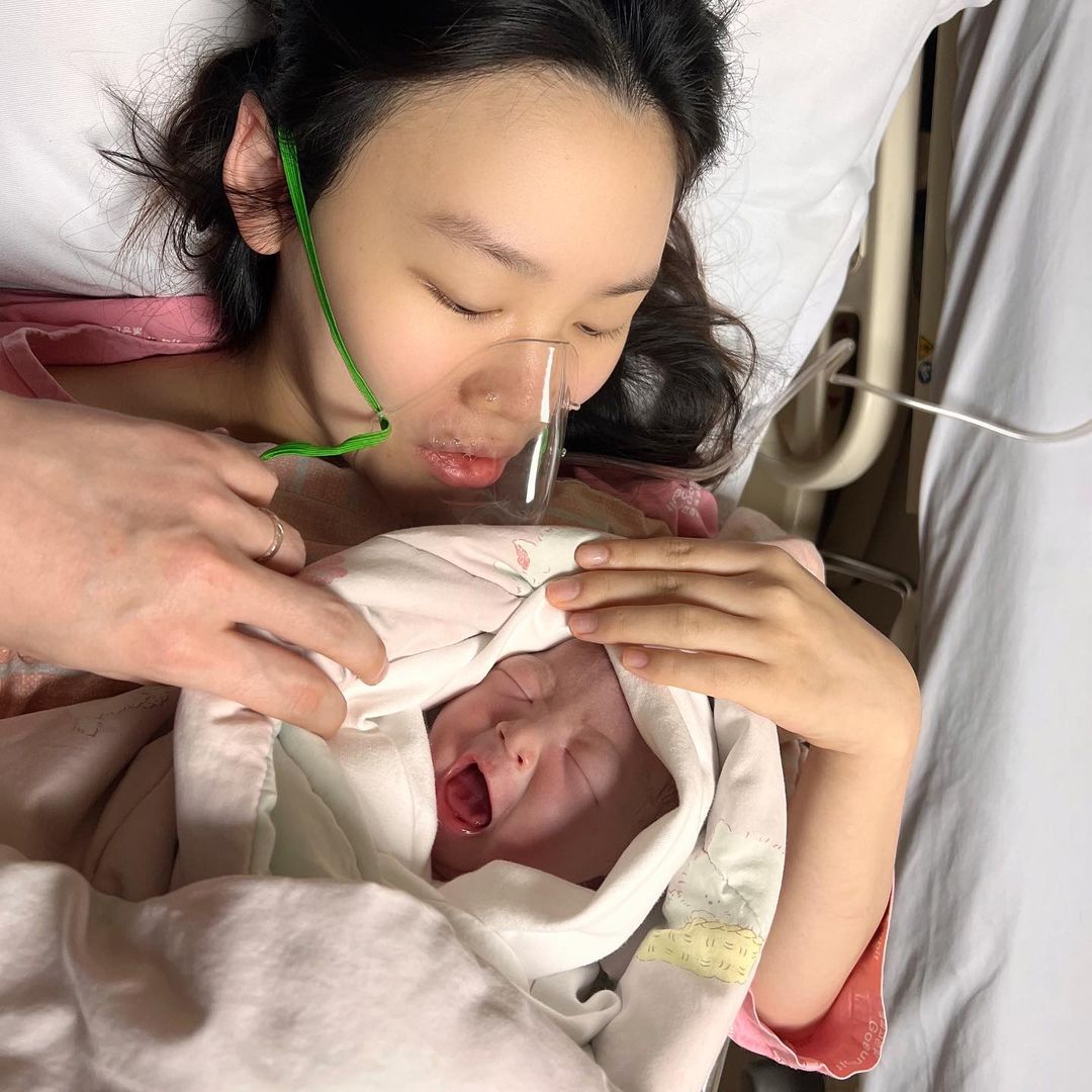 キム・スミン元アナ、第2子出産　「祝ってくださりありがとう」