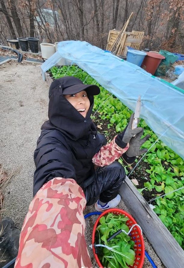 「ツツジの花」で人気集めたMAYA、農業を営む近況報告　「緑を愛さずにいられない」