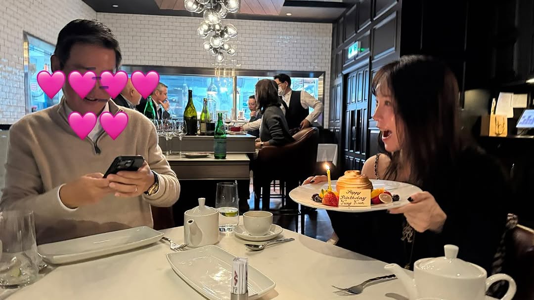 51歳の誕生日を迎えたキム・ジョンウン、夫と甘いデート