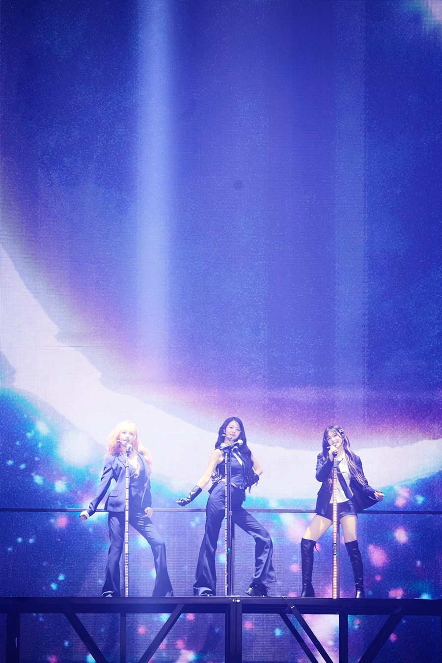 IVE、スペシャルステージ満載のファンコンサート　「ファンたちが好きなもので満たしたかった」