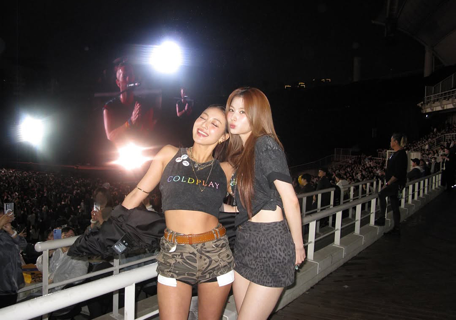 写真＝TWICEジヒョのインスタグラムより