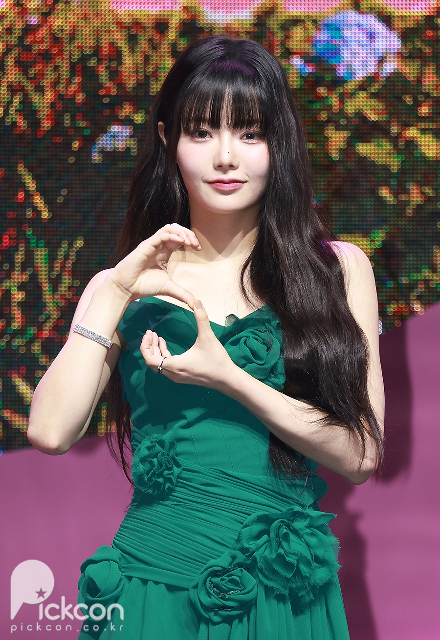 FIFTY FIFTYキナ、体調不良のため活動に参加できず　「十分な休息と回復が必要」