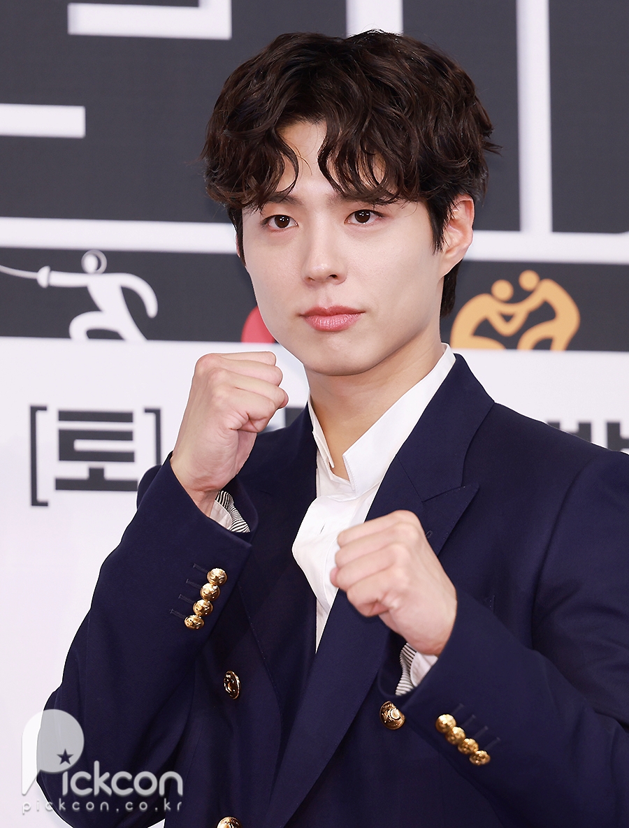 『グッドボーイ』主演のパク・ボゴム「アクションで欲張り過ぎてけが…励ましのおかげで早く回復した」