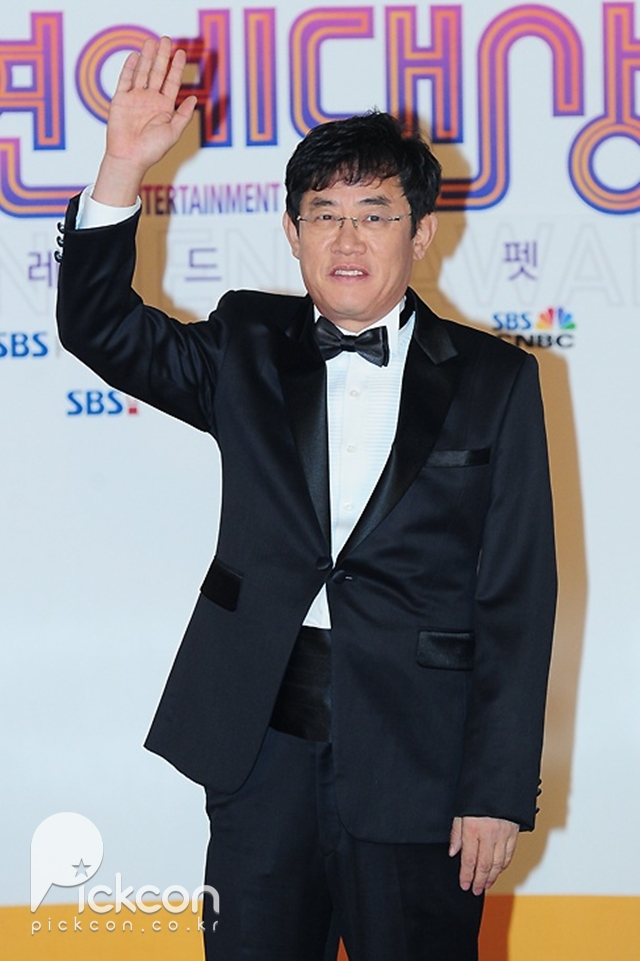 イ・ギョンギュ「薬物運転」疑惑を釈明…「風邪薬を服用と説明し解決した話」