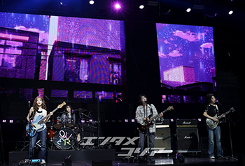 【フォト】QWER「力強いカムバック・ステージ」