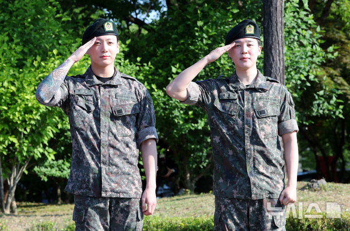 BTS・JIMIN ＆ JUNG KOOK除隊…ファンらに「長い間待ってくだり感謝」