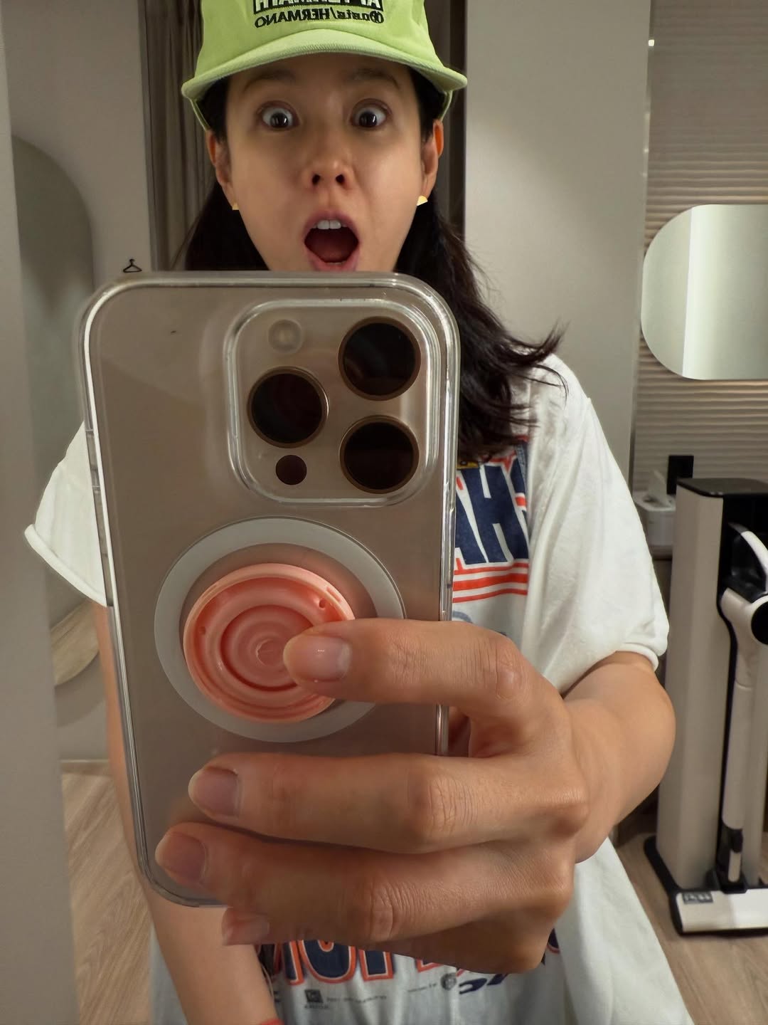 「ヒョンビンの妻」ソン・イェジン、キュート＆おどけた表情で自撮り　「運動終わり!!」